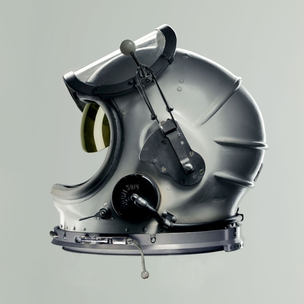 Photograph David Boni Helmet on One Eyeland